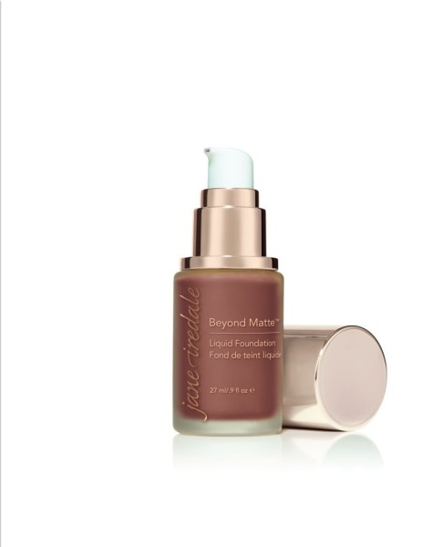 M14 Beyond Matte Liquid Foundation - Jane Iredale