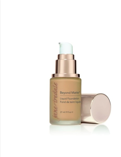 M9 Beyond Matte Liquid Foundation - Jane Iredale
