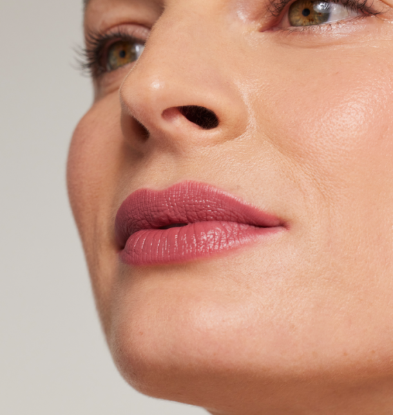 ColorLuxe Hydrating Cream Lipstick - ROSEBUD - Jane Iredale