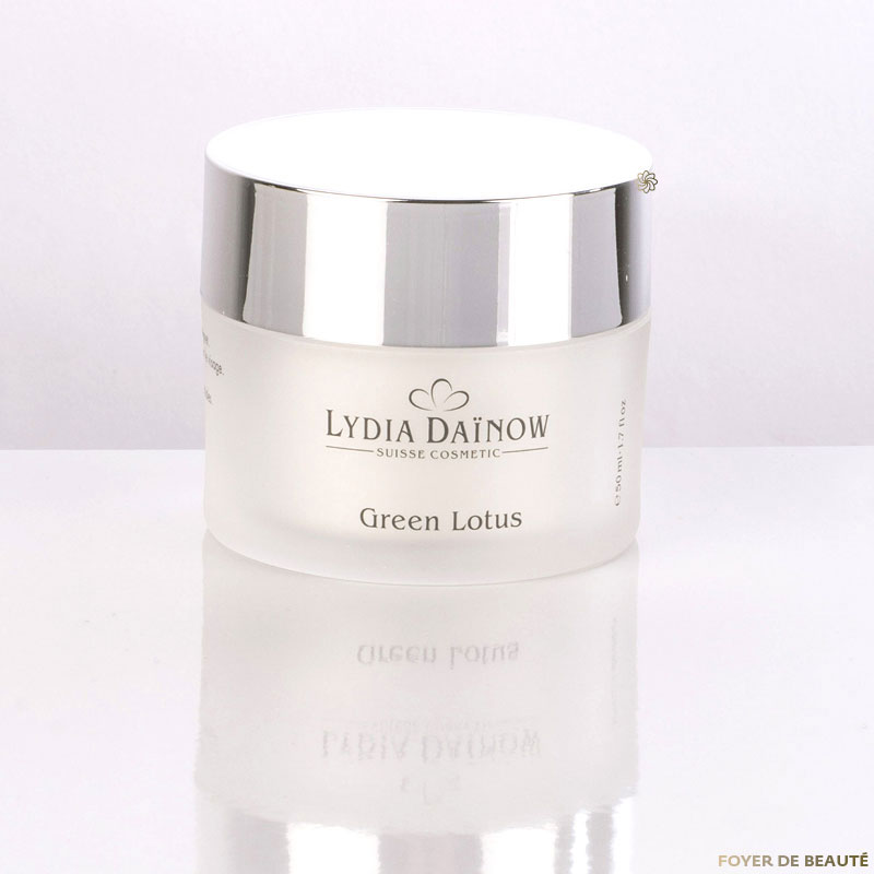 Green Lotus - SkinLift - Lydia Dainow