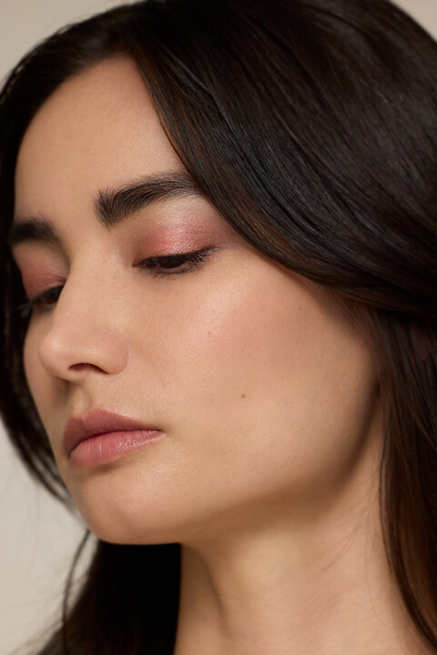 Moonstone ColorLuxe Eye Shadow Stick (pearl shade) - Jane Iredale
